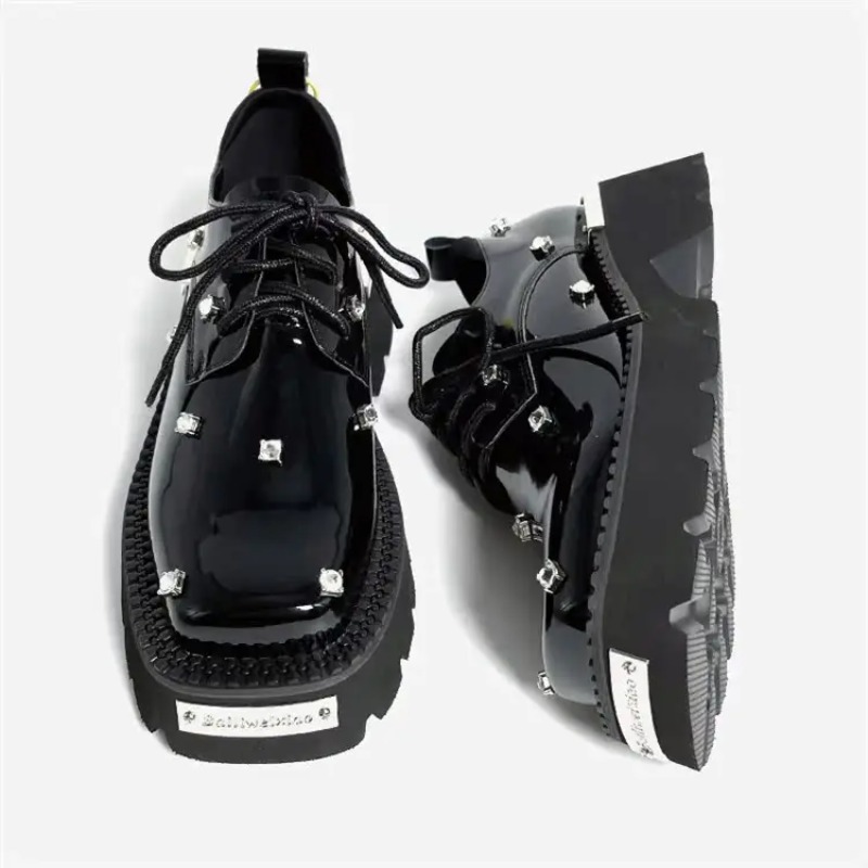Mocassins à plateforme en cris - Women Fashion Trend 2025 avis et prix