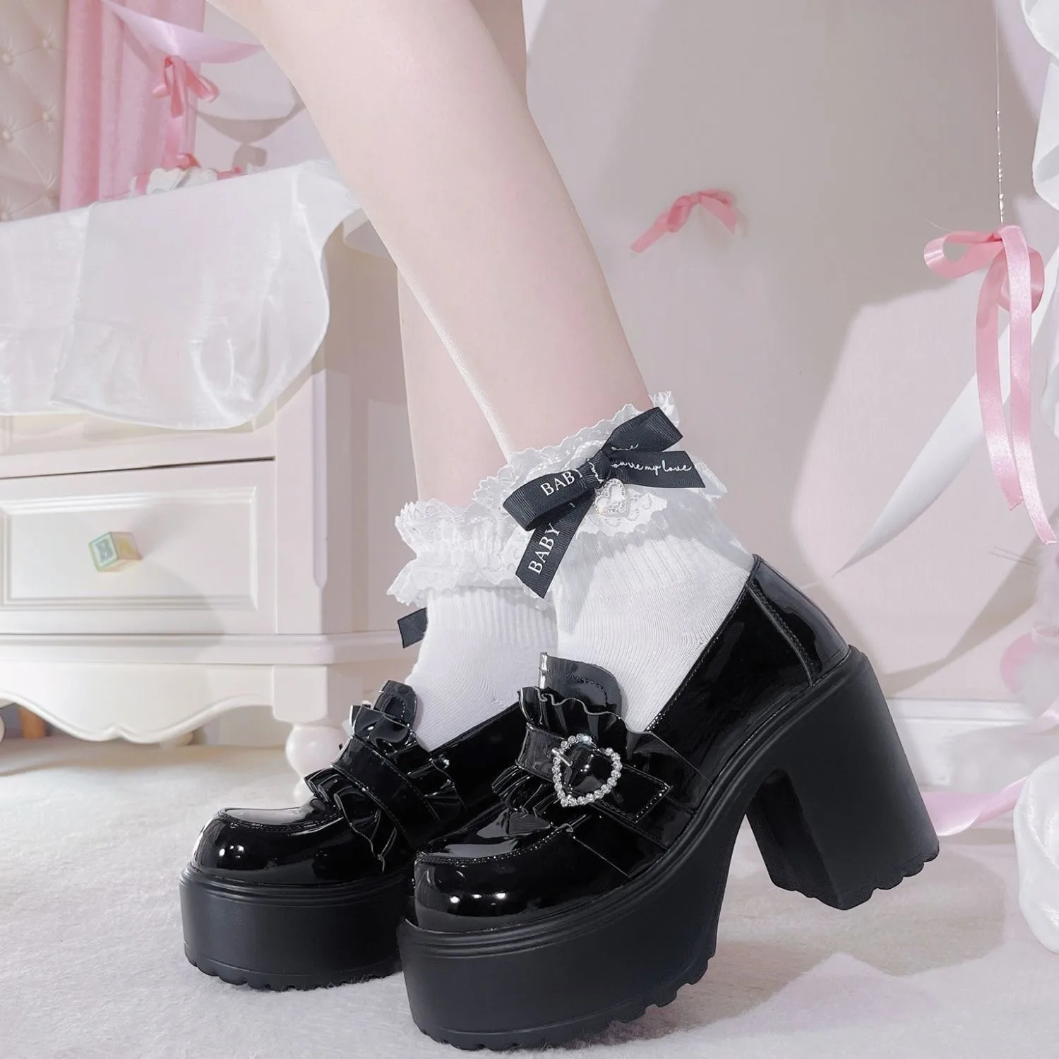 Mary Jane – petites chaussures - Women Fashion Trend 2025 avis et prix