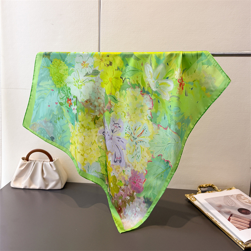 Foulard carré en soie 70x70cm  - Women Fashion Necktie avis et prix